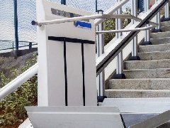 <b>直線型斜掛輪椅平臺(tái)</b>