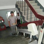 <b>分段站立式斜掛升降平臺（升降機(jī)）</b>